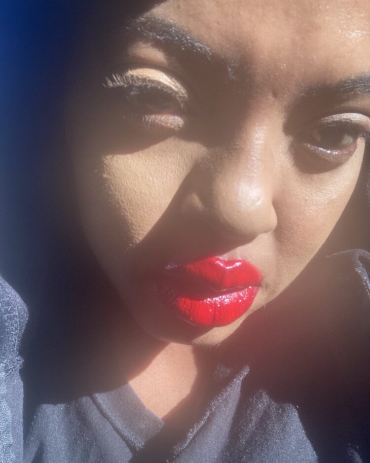 Paperposh: The Musical Artist Taking the Industry by Storm