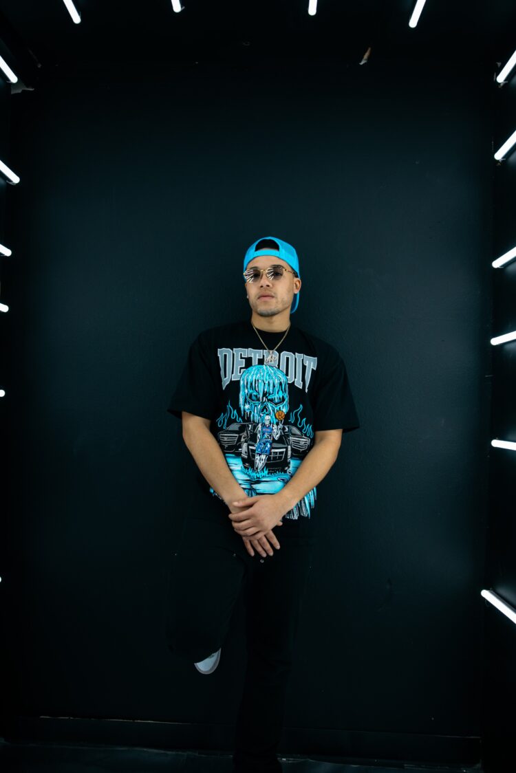 AU PERRY TALKS MUSICAL INSPIRATION AMIDST NEW SINGLE, “LET’S GO”